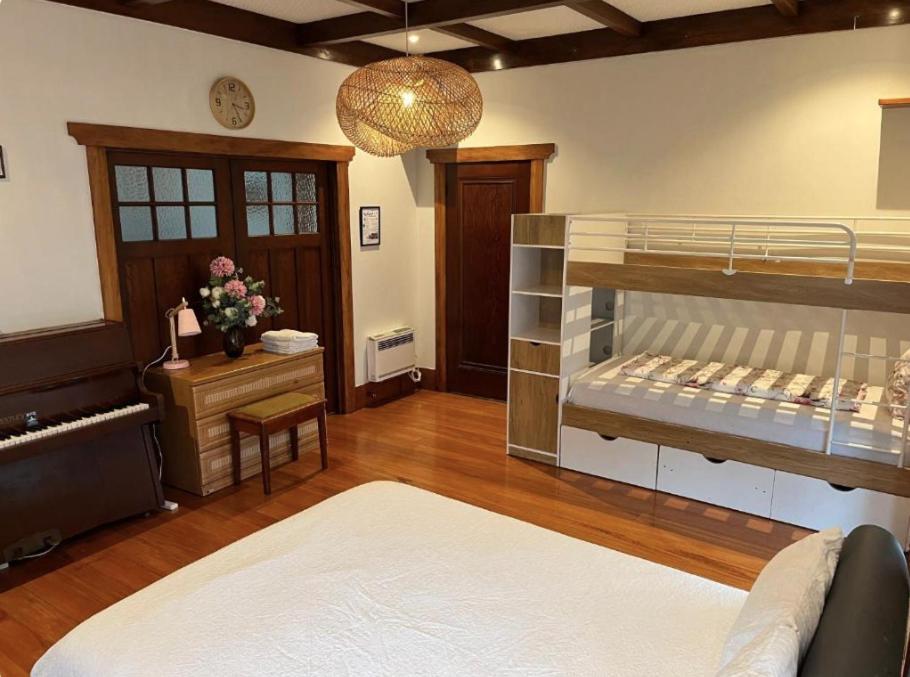 Homestay Devonport-bayswater *